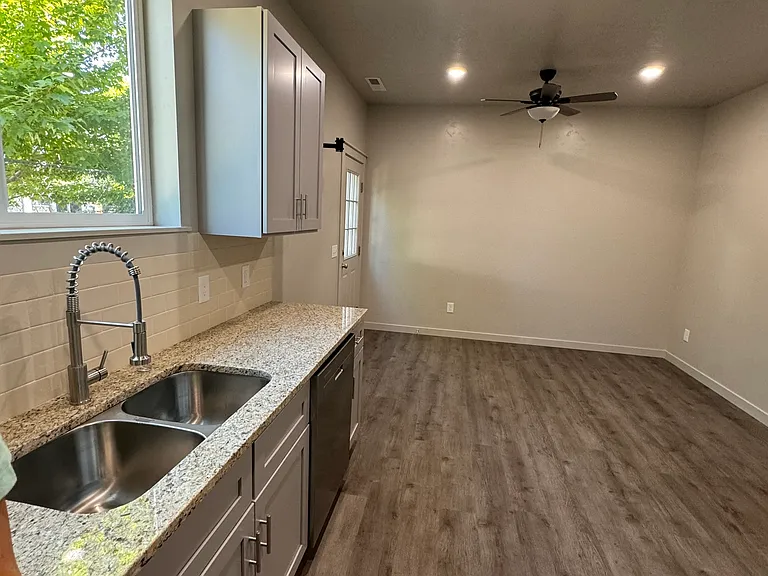 413 S Utah Ave S #4 — Photo 15