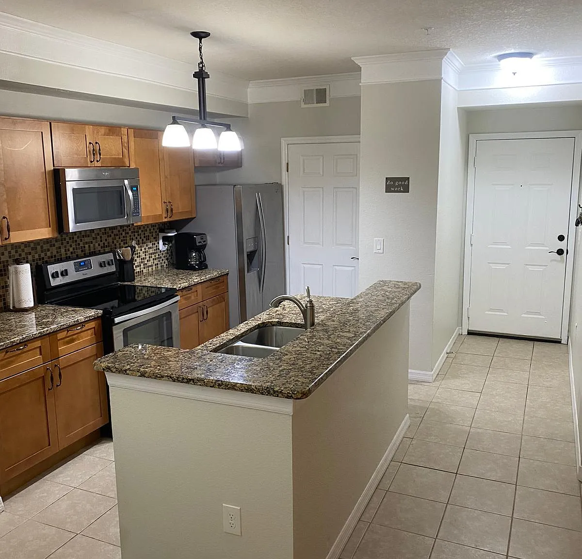 2 bed, 1107 sqft, $1,650 — Photo 4