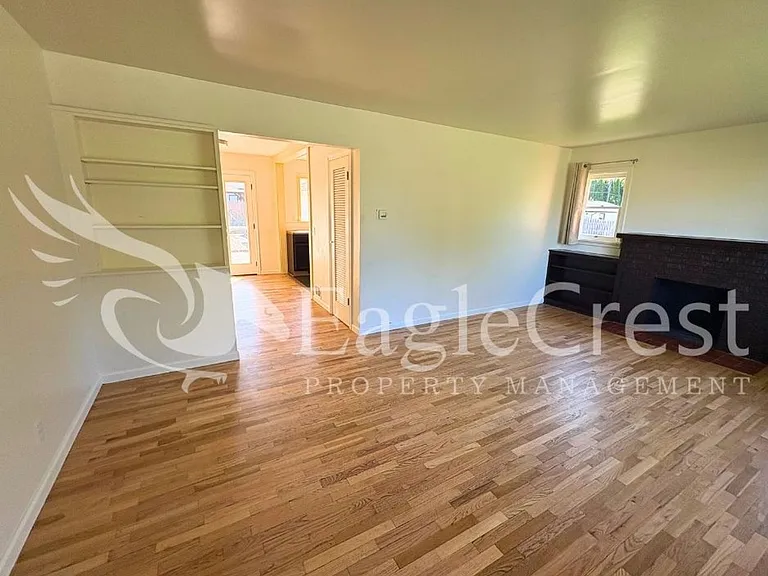 1339 Modoc St — Photo 11