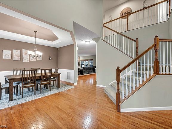 3rd image of 5600 W Longridge Dr