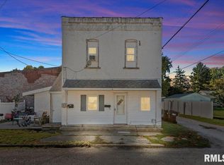 511 W Madison St, Auburn, IL