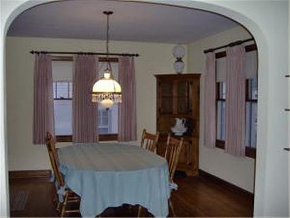 4th image of 44 North Shore DR Drive S