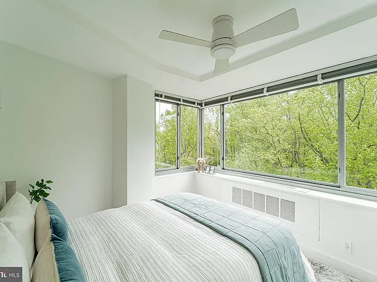 4200 Cathedral Ave NW #1005 — Photo 58