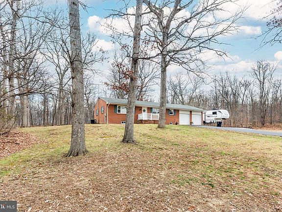 2nd image of 3820 Kump Station Rd