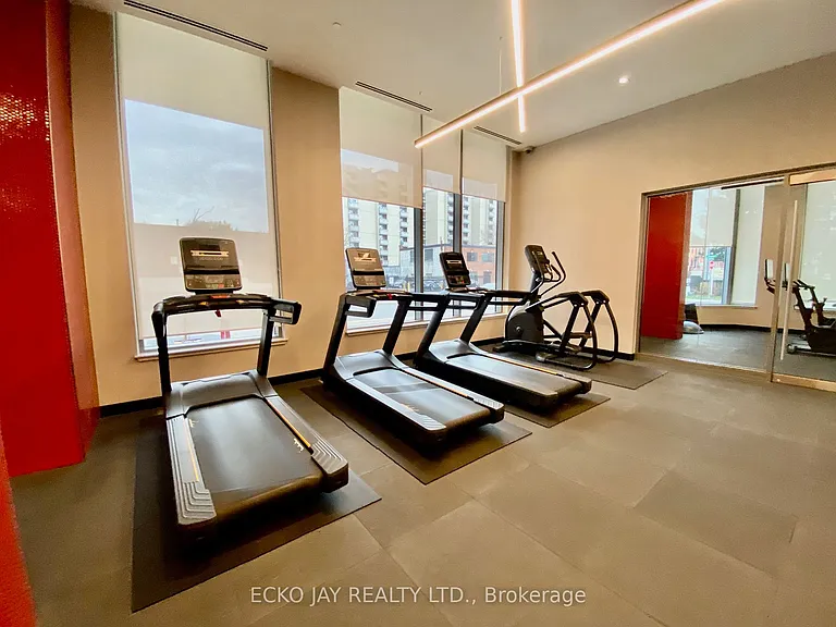 212 King William St #903 — Photo 26