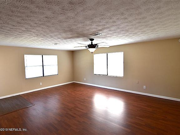 2nd image of 7618 Knoll Dr N