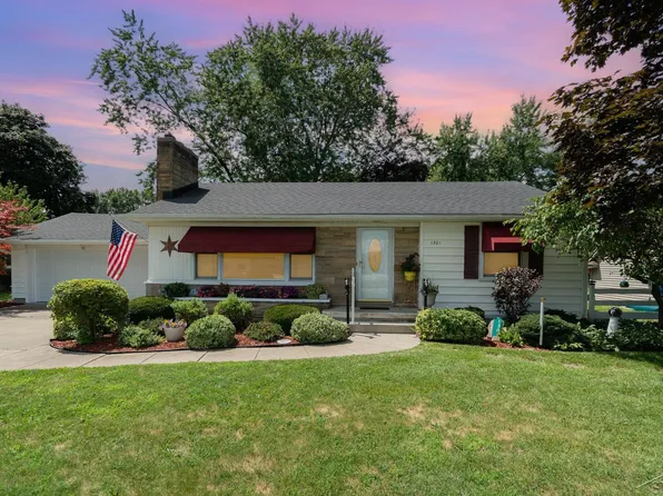 1301 Passolt St, Saginaw, MI 48638