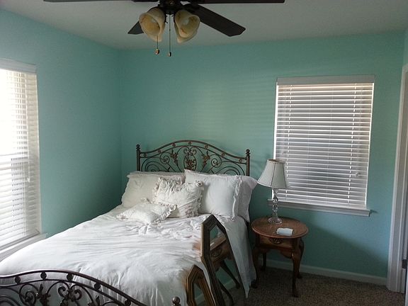 3rd image of 2908 Ermine Way