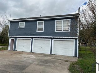 4019 Procter St, Pt Arthur, TX 77642