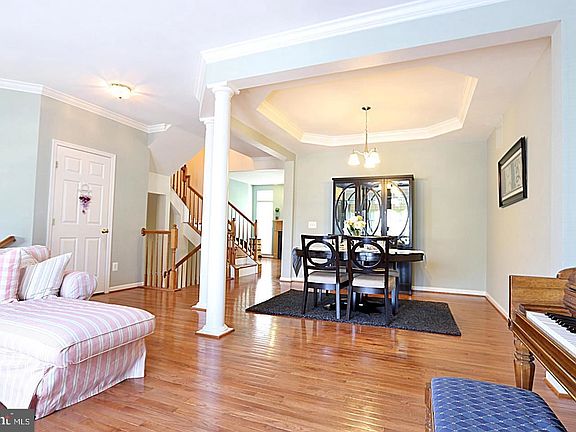 3rd image of 1309 Refuge Ct