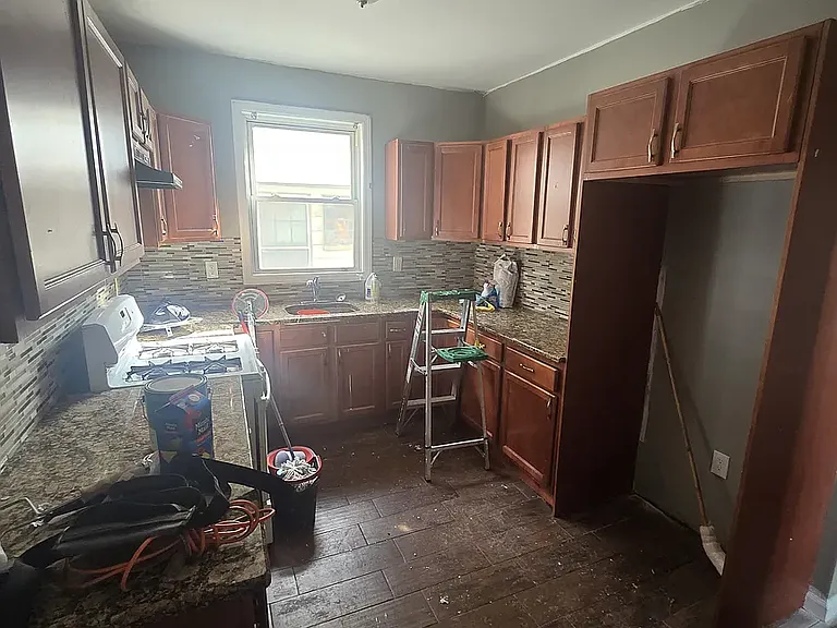 89 Cedar Ave #5D — Photo 1