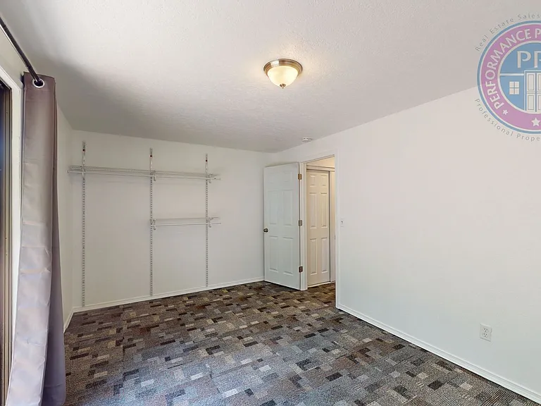 18230 Seaman St — Photo 20