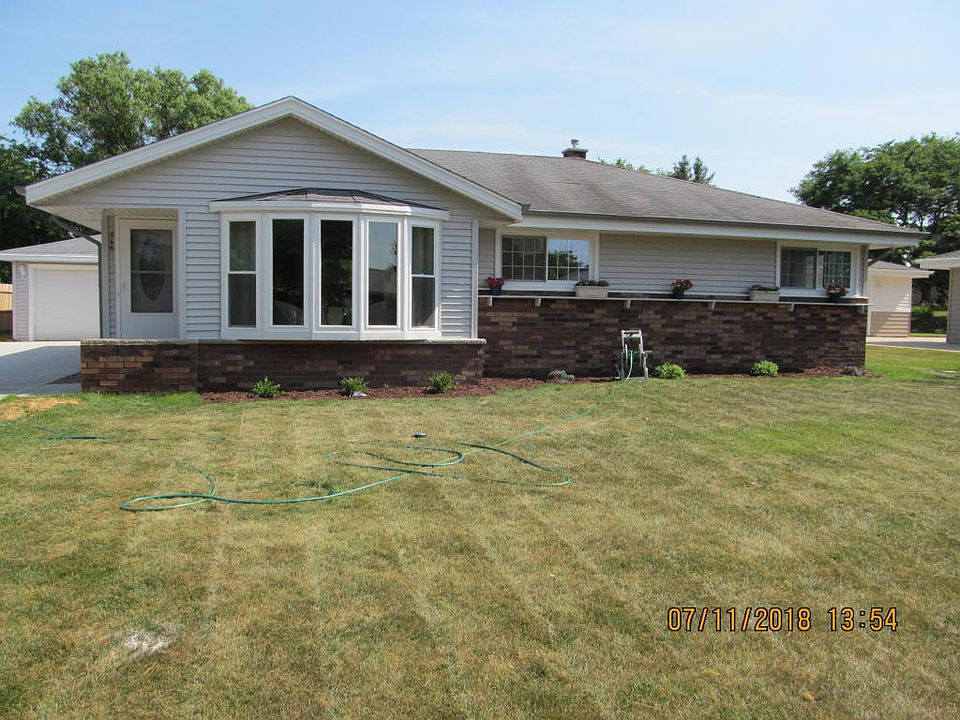 1st image of 345 E Darlene Ln