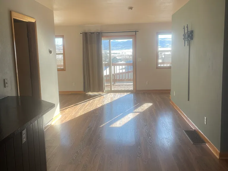 410 E Topaz Ave #B — Photo 9