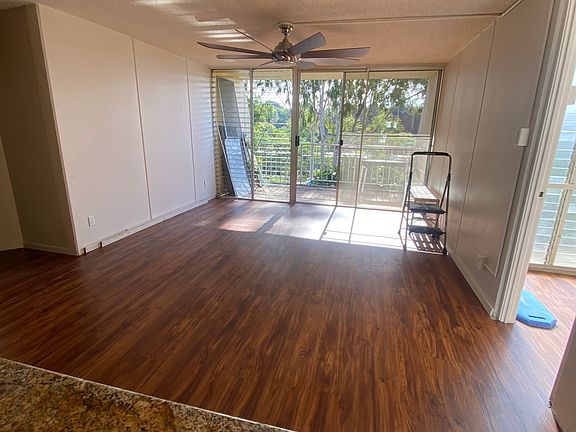 4th image of 95-2044 Waikalani Pl APT C202