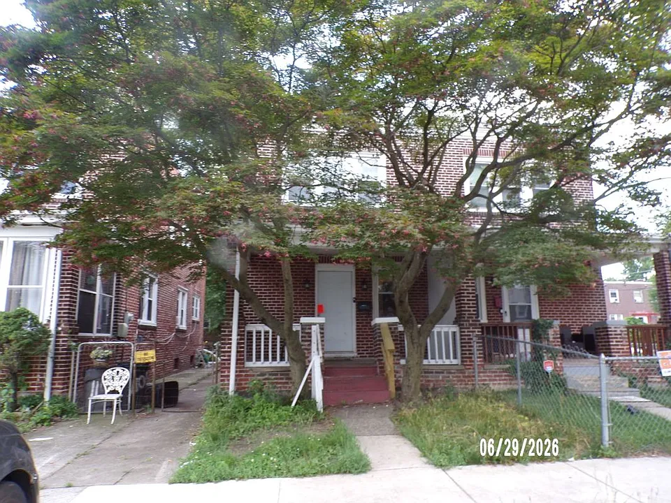 1102 Collings Rd