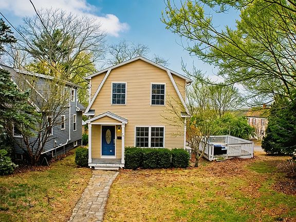 5th image of 70 Ridgeland Avenue