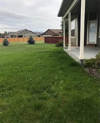 3rd image of 13 Cedar Wood Cir