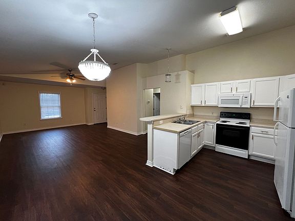 5th image of 7472 Autumn Trace Blvd