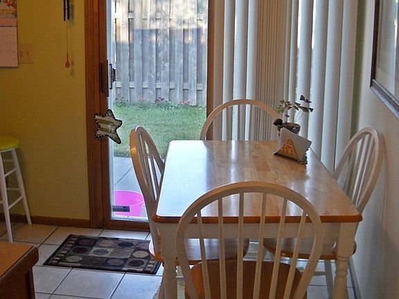 4th image of 7335 La Vista Dr