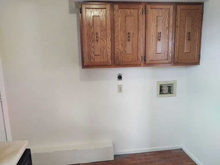 624 Mill St — Photo 8