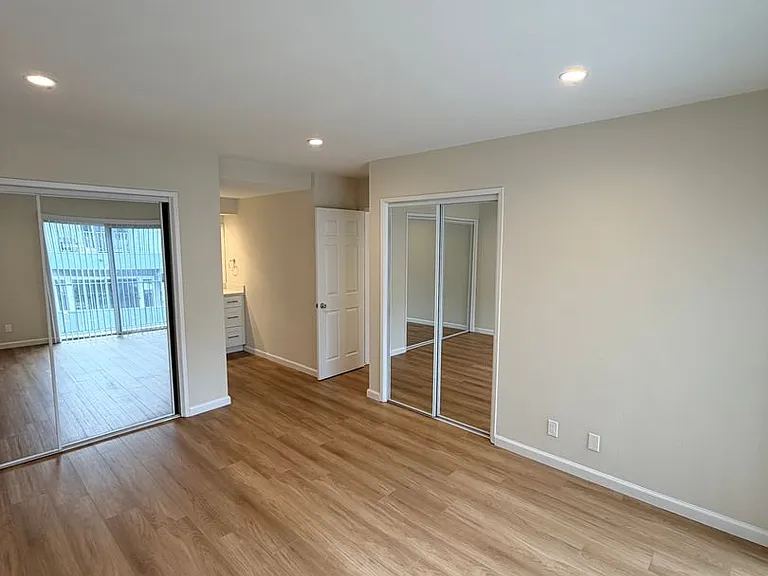 4617 Willis — Photo 18