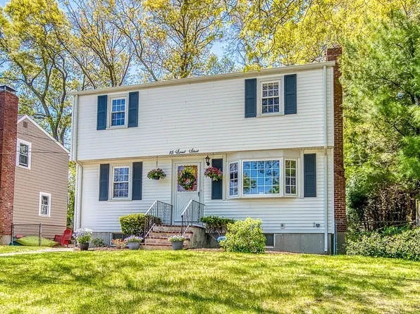 15 Locust St, Dedham, MA 02026