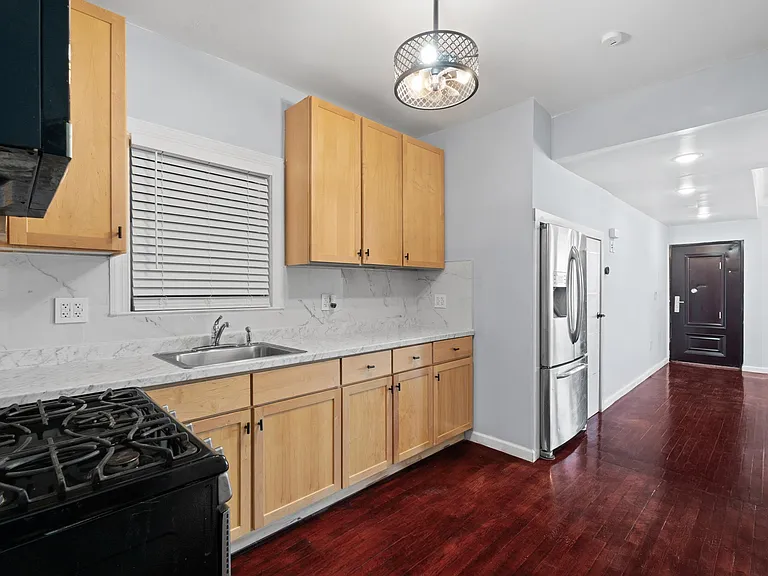 257 Kennedy Blvd #1 — Photo 6
