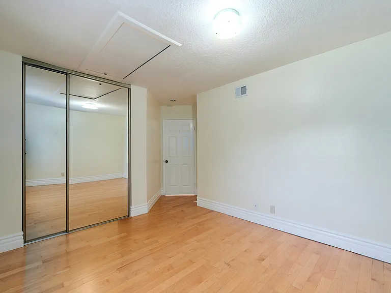 4345 Willow Glen St — Photo 15