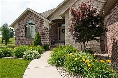 2nd image of 5174 E Cherry Pl
