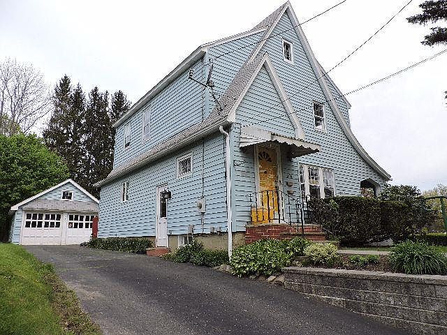 1st image of 806 Forest Ave