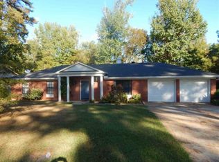 225 Shenandoah Rd N, Brandon, MS 39047