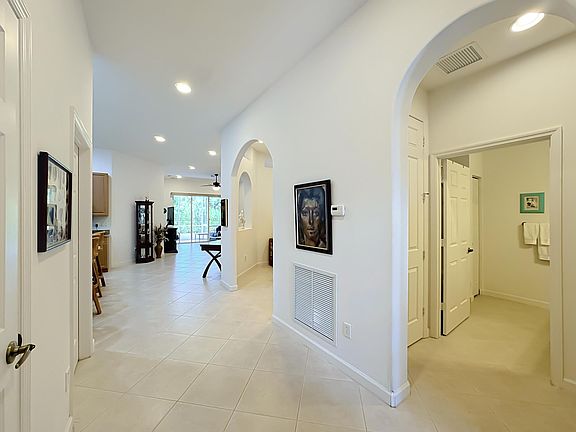 4th image of 2679 W Brookfield Way