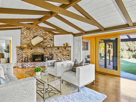 5th image of 12824 Saratoga Glen Ct