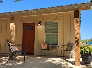 1009 6th St, Blanco, TX 78606