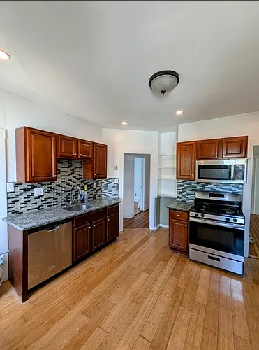 84 Bailey St #1 Photo 1