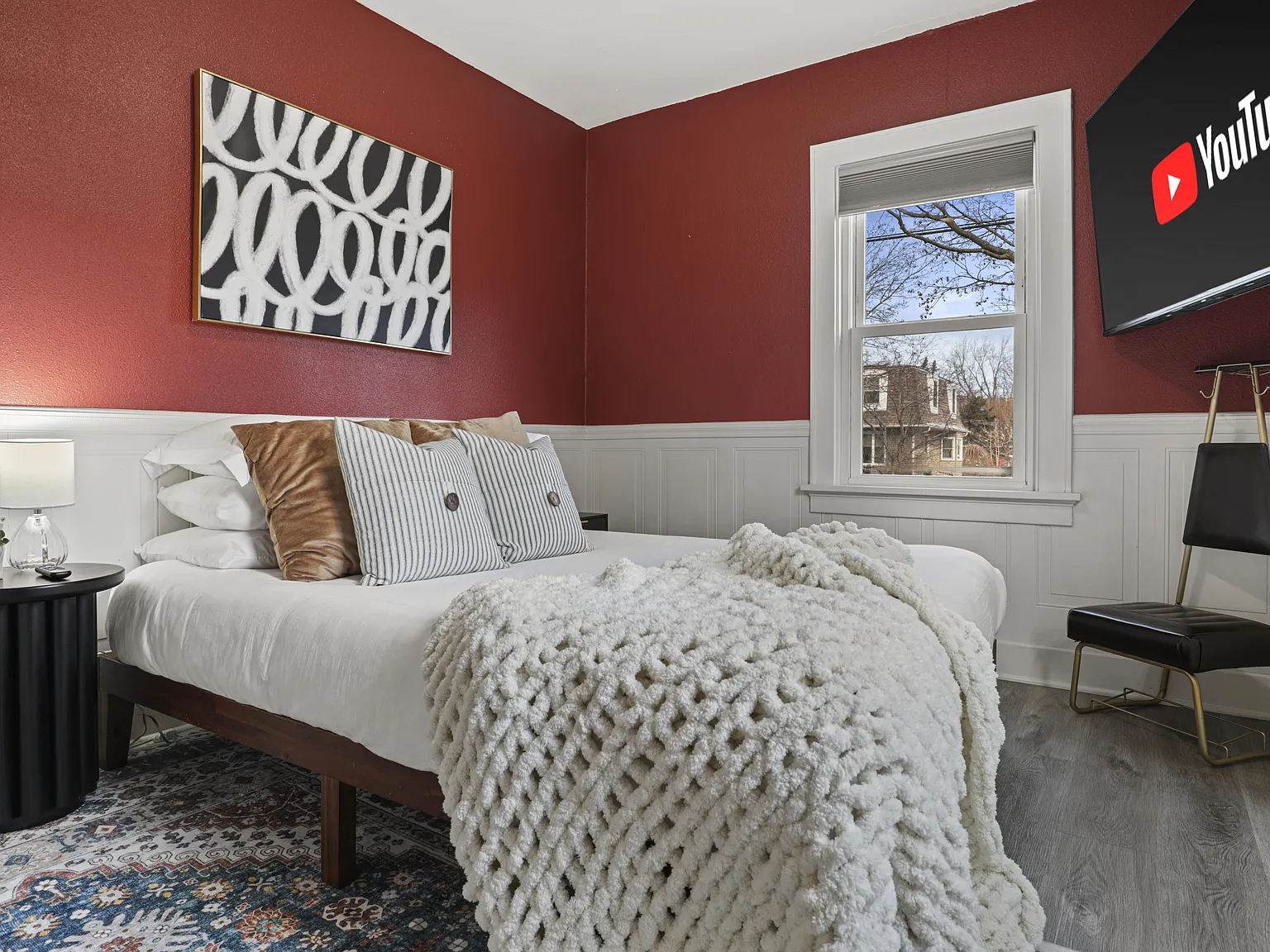 2 bed, 1100 sqft, $2,600 — Photo 3