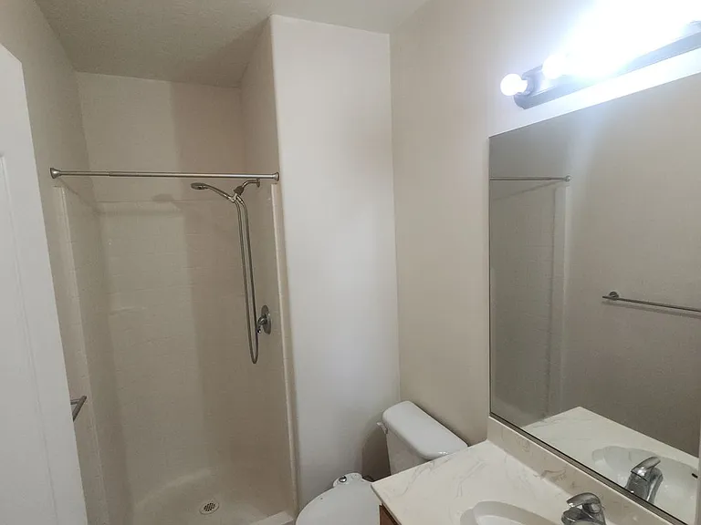 42 N Eastridge Dr — Photo 13