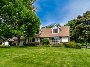 38165 N Golf Lane Dr, Wadsworth, IL 60083