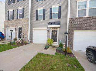 14 Dover Ct, Bridgeport, WV 26330