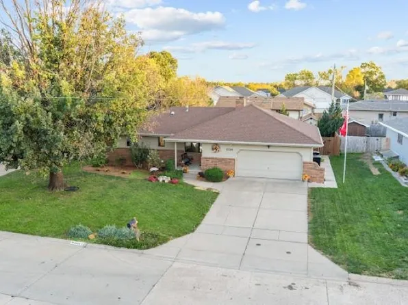 2314 Brookwood Ln, Salina, KS 67401