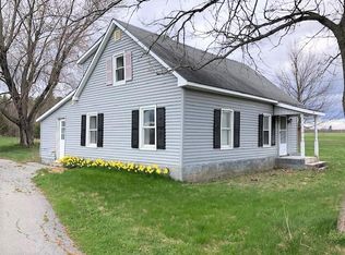 1709 Ridge Rd, Champlain, NY 12919