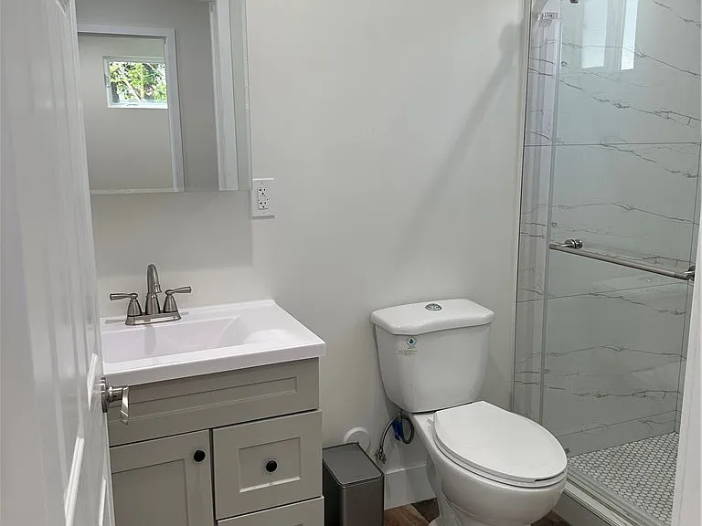 14325 Martha St — Photo 19