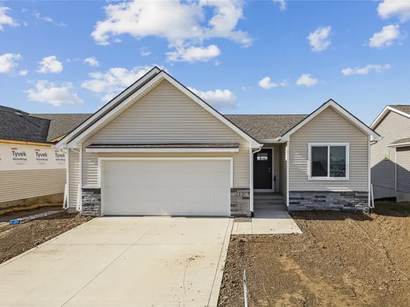 113 S Valley View Dr, Norwalk, IA 50211