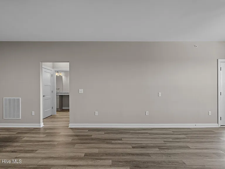 2272 Dolphin Shores Dr SW #402 — Photo 13