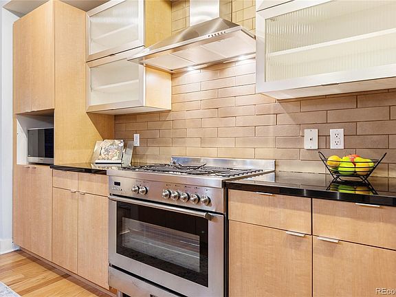 5th image of 2240 N Clay Street #501