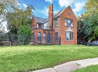 5116 Chenevert St, Houston, TX 77004