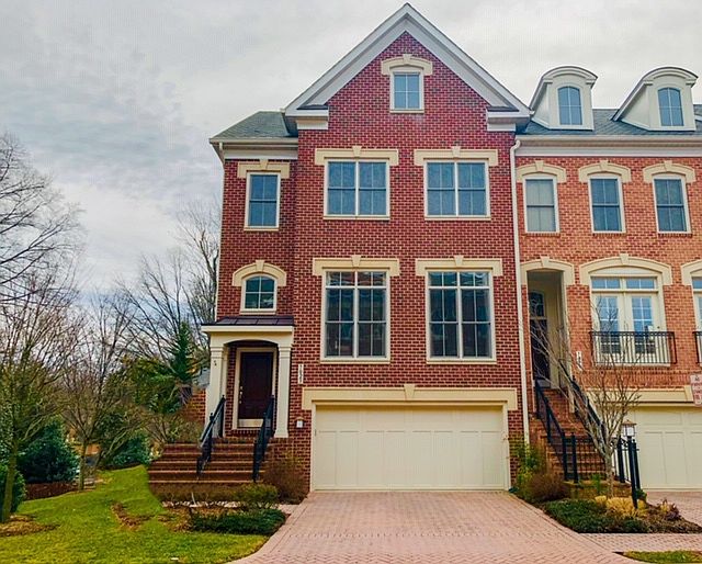 1st image of 7023 Little Leaf Linden Ln