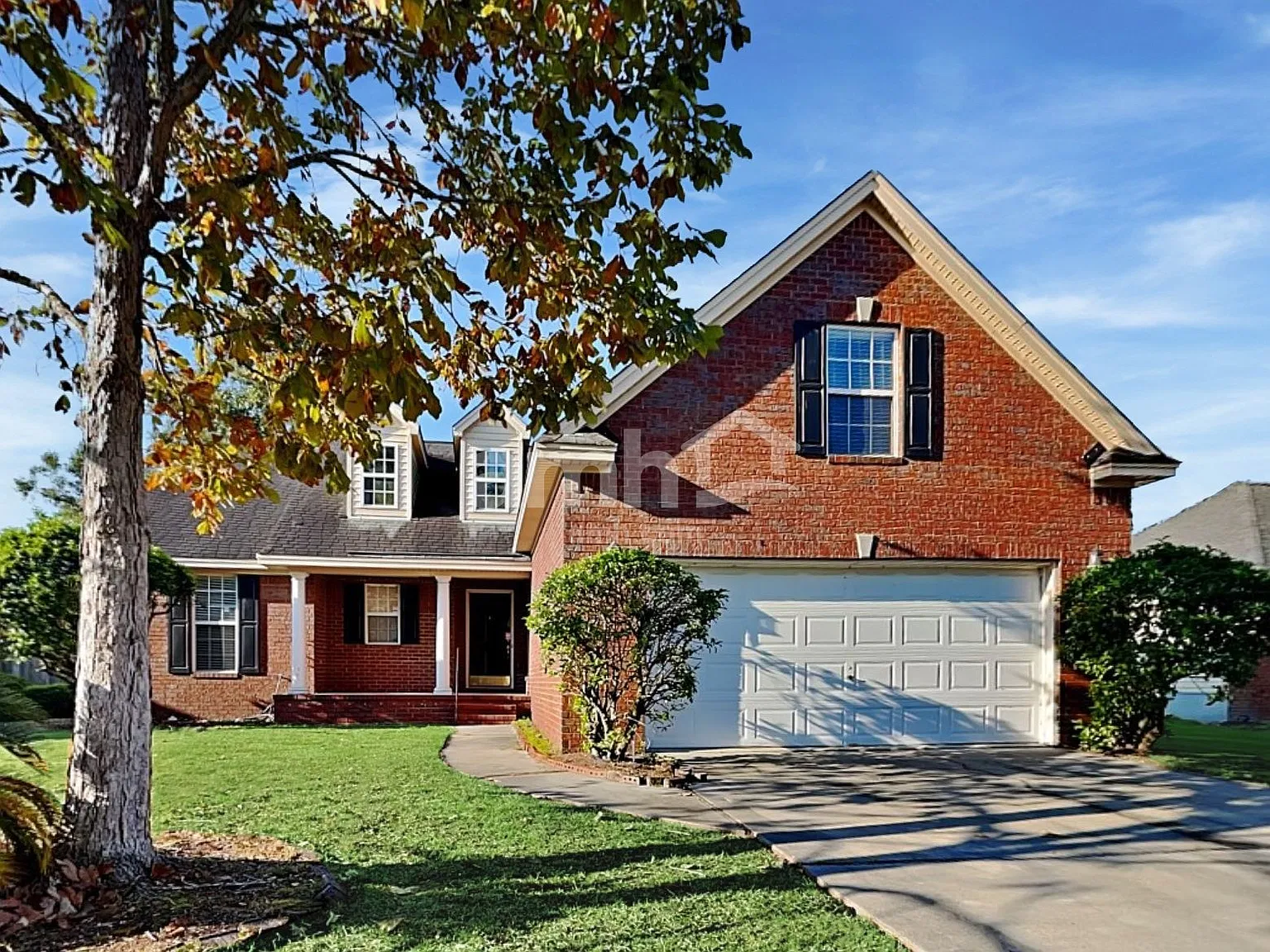 4 bed, 2.0 bath, 1685 sqft, $2,345 — Photo 1