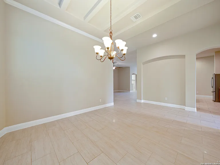 42 Avalon Park — Photo 22